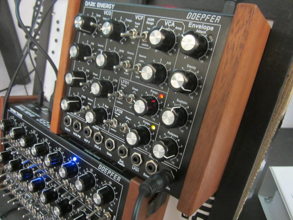 Doepfer Dark Energy synth modular analogue